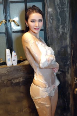 亚洲中文久久久久久精品蕉_高清电影完整版