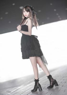 演戏时在被子里真做了H_西瓜视频在线观看